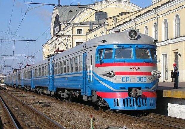 Деякі електрички Ізюмського напрямку, що слідують через Зміївську та Слобожанську громади, змінили графіки руху на порталі Gromada Group