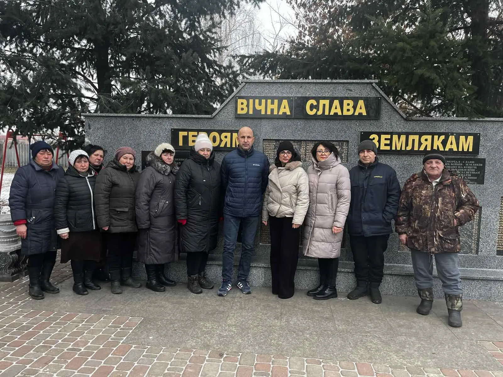 Фото: Слобожанська селищна рада У Слобожанській громаді відзначили річницю визволення сіл від нацистських загарбників на порталі Gromada Group