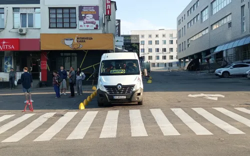 На конкурс виставили 12 міжобласних автобусних маршрутів до та з Харкова на порталі Gromada Group