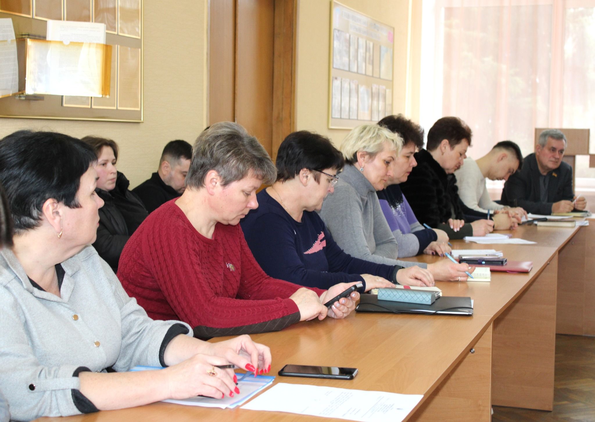 Світлина: Сахновщинська громада, фейсбук Відбулося позачергове засідання виконкому Сахновщинської селищної ради. ВІДЕО на порталі Gromada Group
