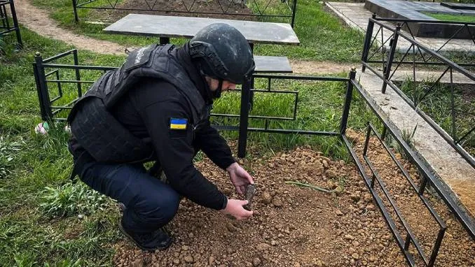 Відвідувати кладовища заборонено на території Прудянського, Козачолопанського, Проходівського та Токарівського старостатів!