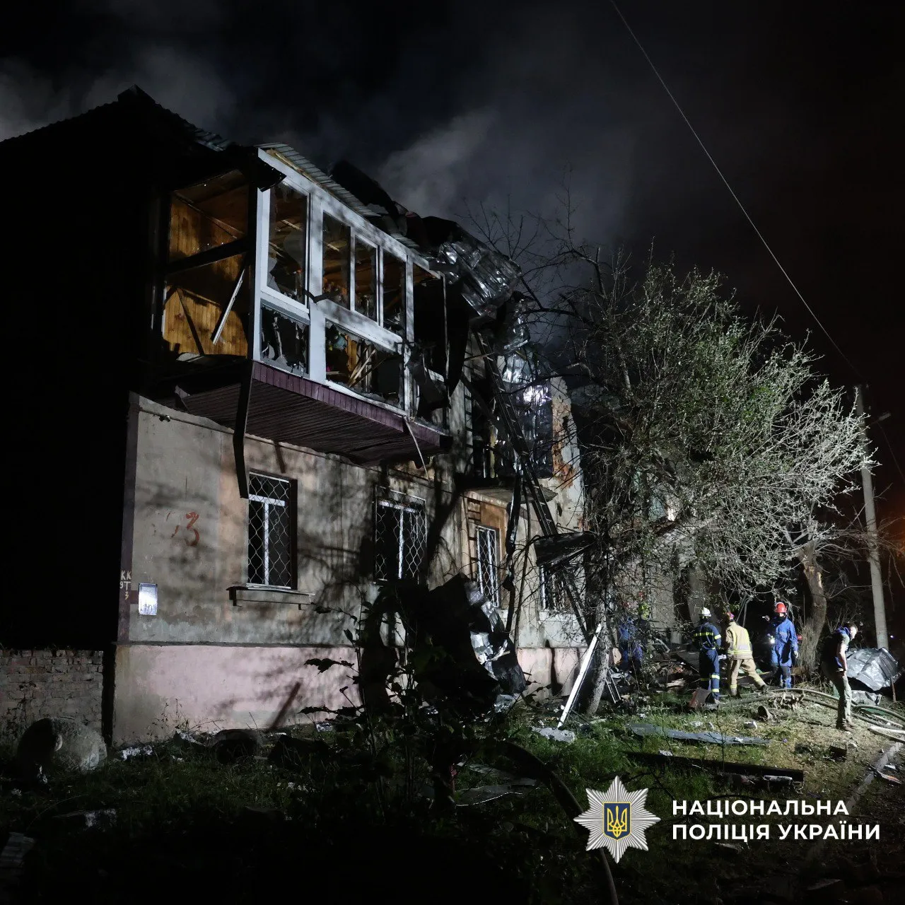In Kharkiv, a man sang the Ukrainian anthem under the rubble of a house at the Gromada Group Media