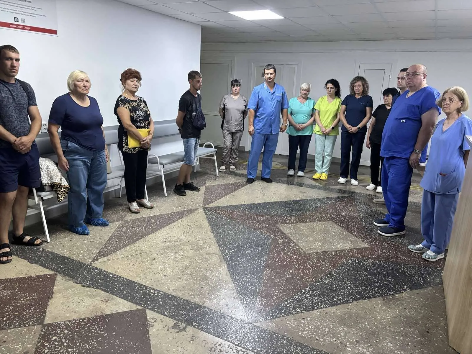 У Зміївській ЦРЛ вшанували пам’ять медичних працівників, які загинули через війну на порталі Gromada Group