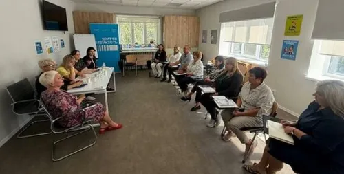 За дорученням начальника ХОВА Олега Синєгубова в межах ініціативи «Сила у підтримці» відбувся черговий виїзний робочий захід у Балаклійській міській територіальній громаді. До роботи долучилися представники органів місцевого самоврядування, Департаменту соціального захисту населення, Служби у справах дітей ХОВА, Харківського обласного центру соціальних служб, а також фахівці, відповідальні за організацію соціальної роботи на місцевому рівні.
