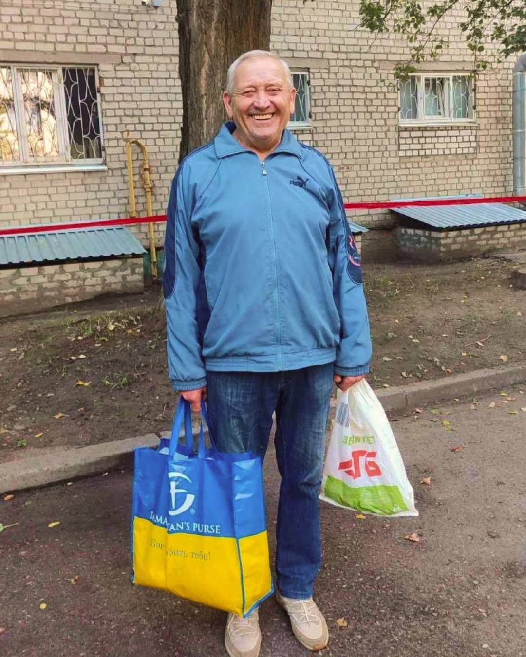 300 родин Липецької громади отримали продуктові сумки: допомогу адресували жителям віком 65–74 роки - фото 1