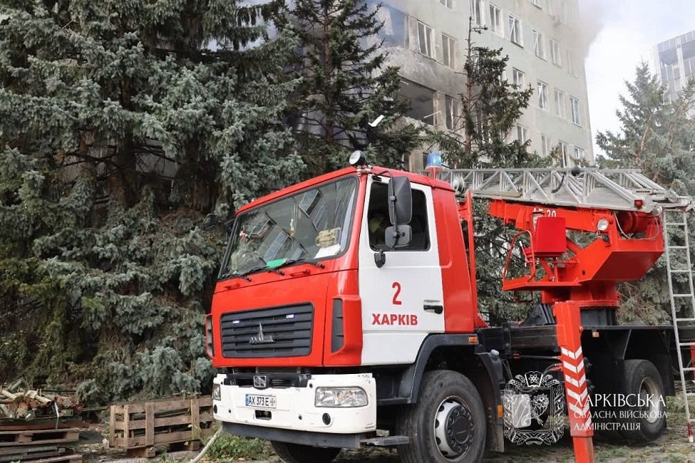 Минулої доби вороги спрямували на жителів Харківщини 183 безпілотники, ракету та авіабомбу - фото 5