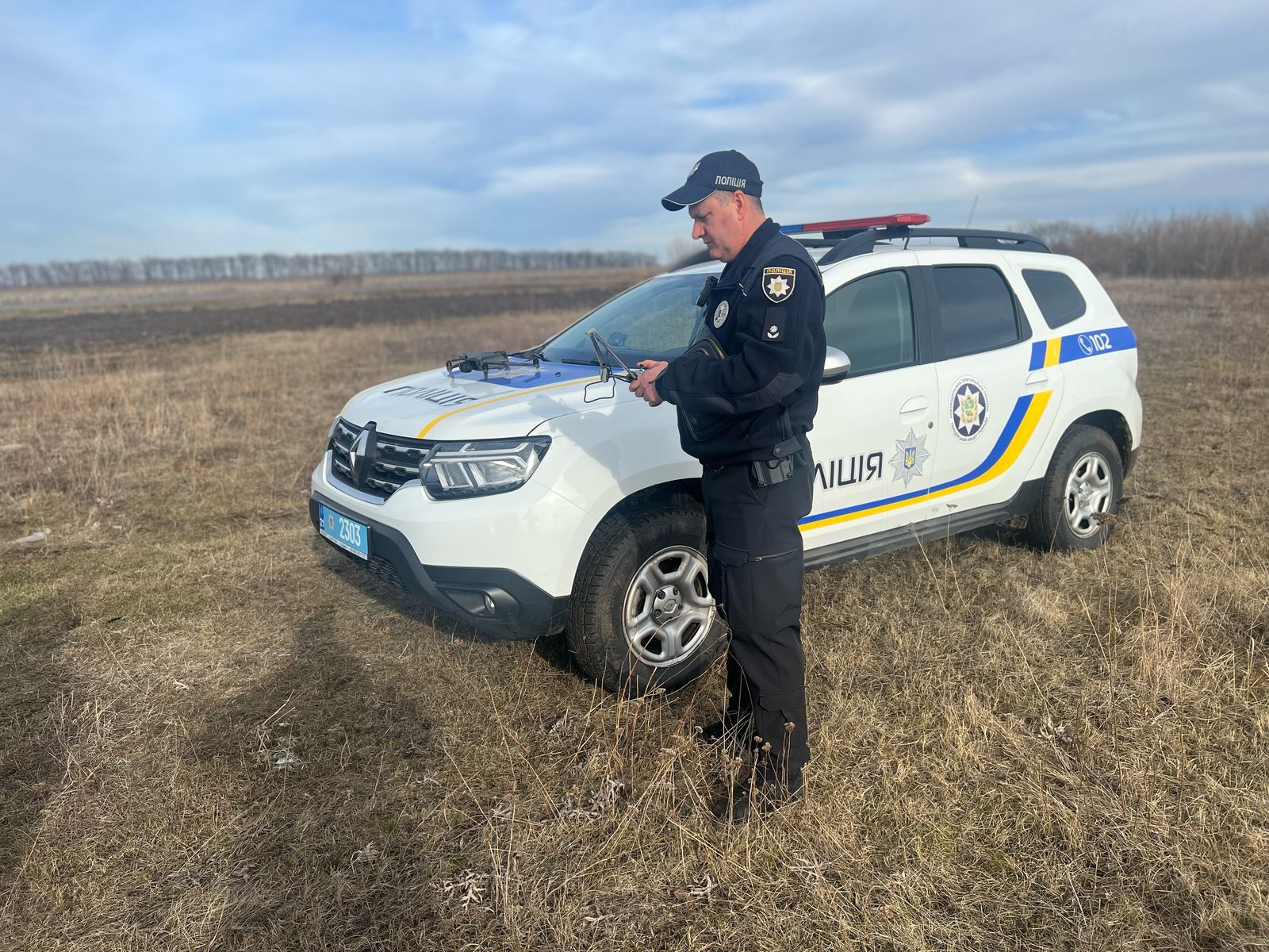 Нововодолазькі поліцейські відстежують паліїв сухостою за допомогою дрона на порталі Gromada Group