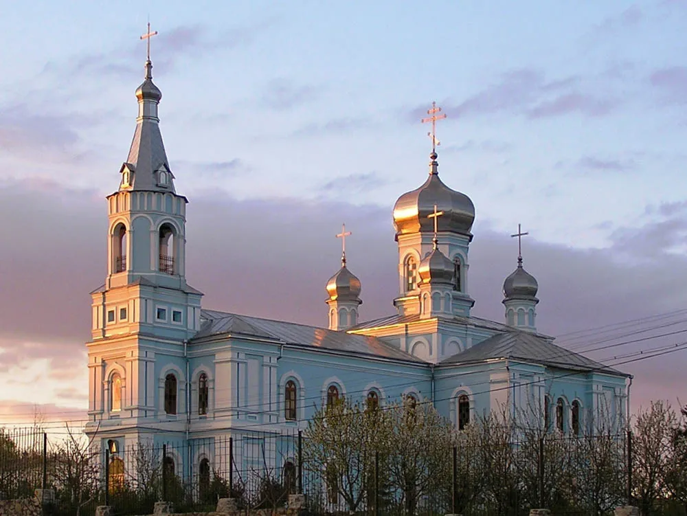 Фото: Denis Vitchenko Михайлівську церкву у Краснокутську обласна прокуратура намагається повернути державі на порталі Gromada Group