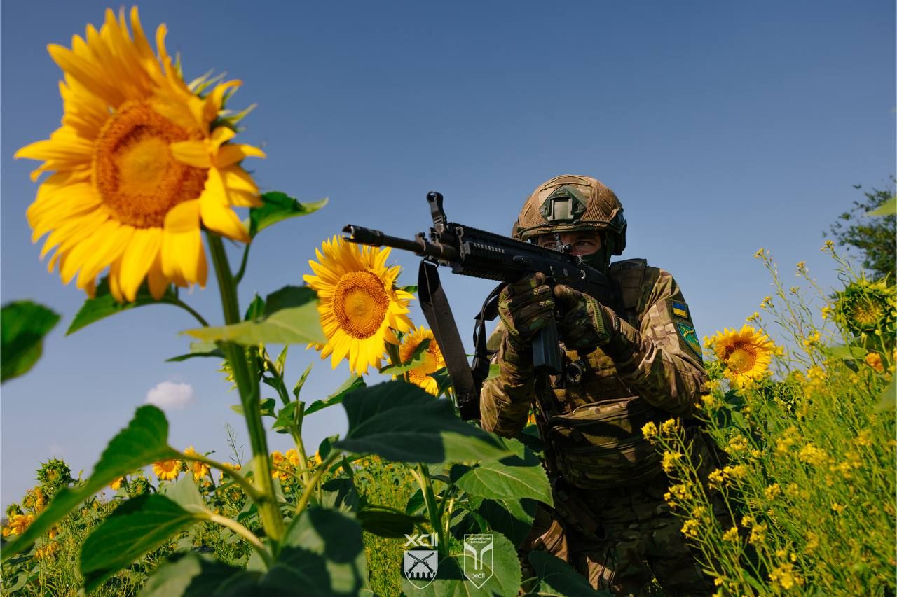 Розвідники тренувань не припиняють: у 92-й бригаді показали, як бійці відточують навички перед бойовими виходами - фото 2