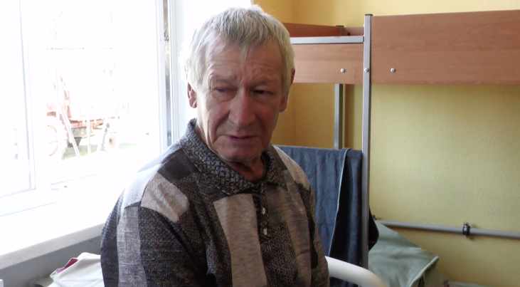 Евакуація разом із Бонею та Амуром. Подружжю з-під Куп’янська шукають новий дім (ВІДЕО) - фото 1