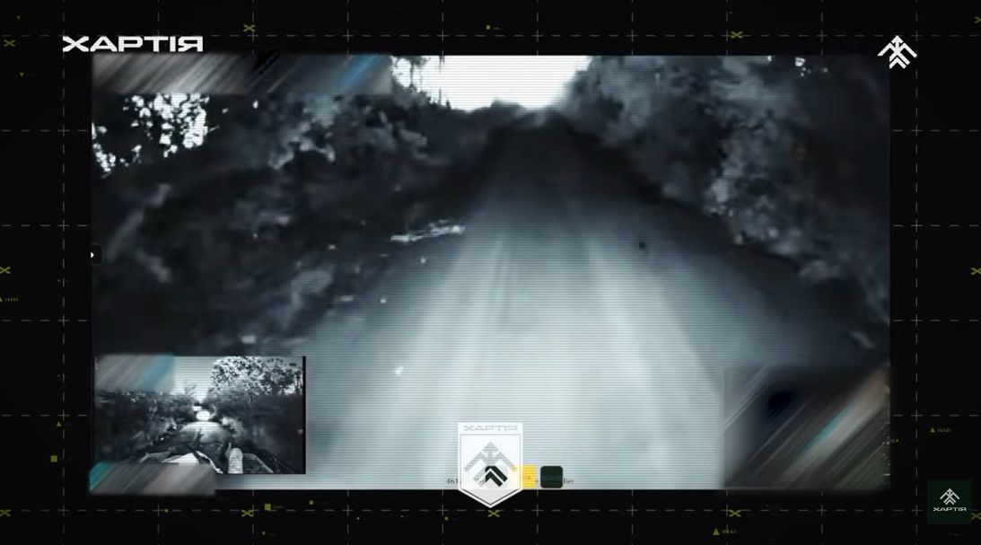 Скриншот з відео В районі Липців наземними дронами «Хартії» врятували трьох поранених бійців за ніч на порталі Gromada Group