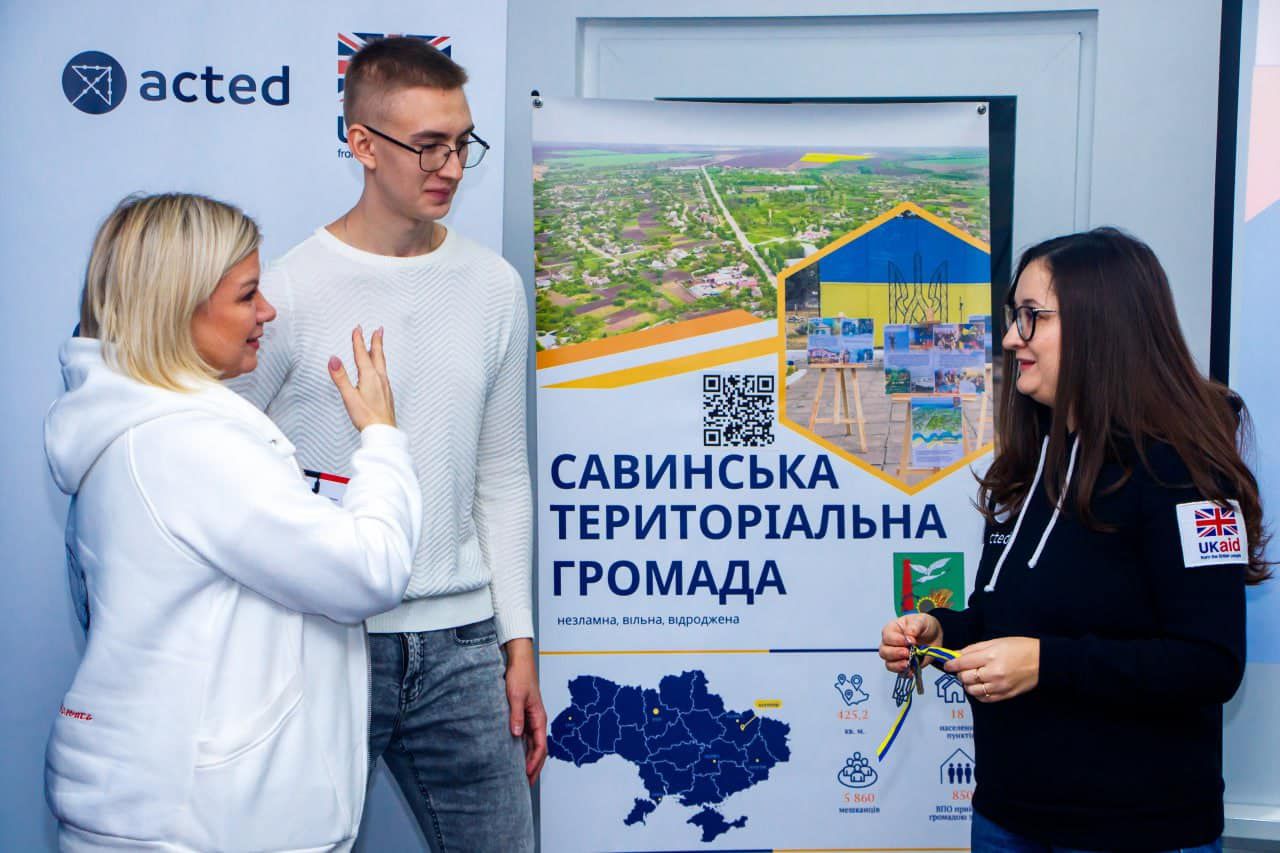 Фото: facebook група Савинського Центру розвитку громади та громадянського суспільства Центр розвитку громади та громадянського суспільства відкрили у Савинцях на порталі Gromada Group