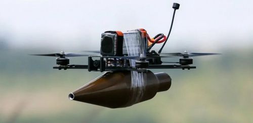 Близько 18:00 росіяни атакували приватний будинок у Козачій Лопані, унаслідок чого постраждали дві місцеві мешканки.
