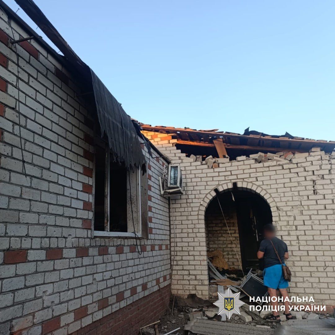 Пошкоджені внаслідок обстрілу Циркунів будинки показали у поліції - фото 2