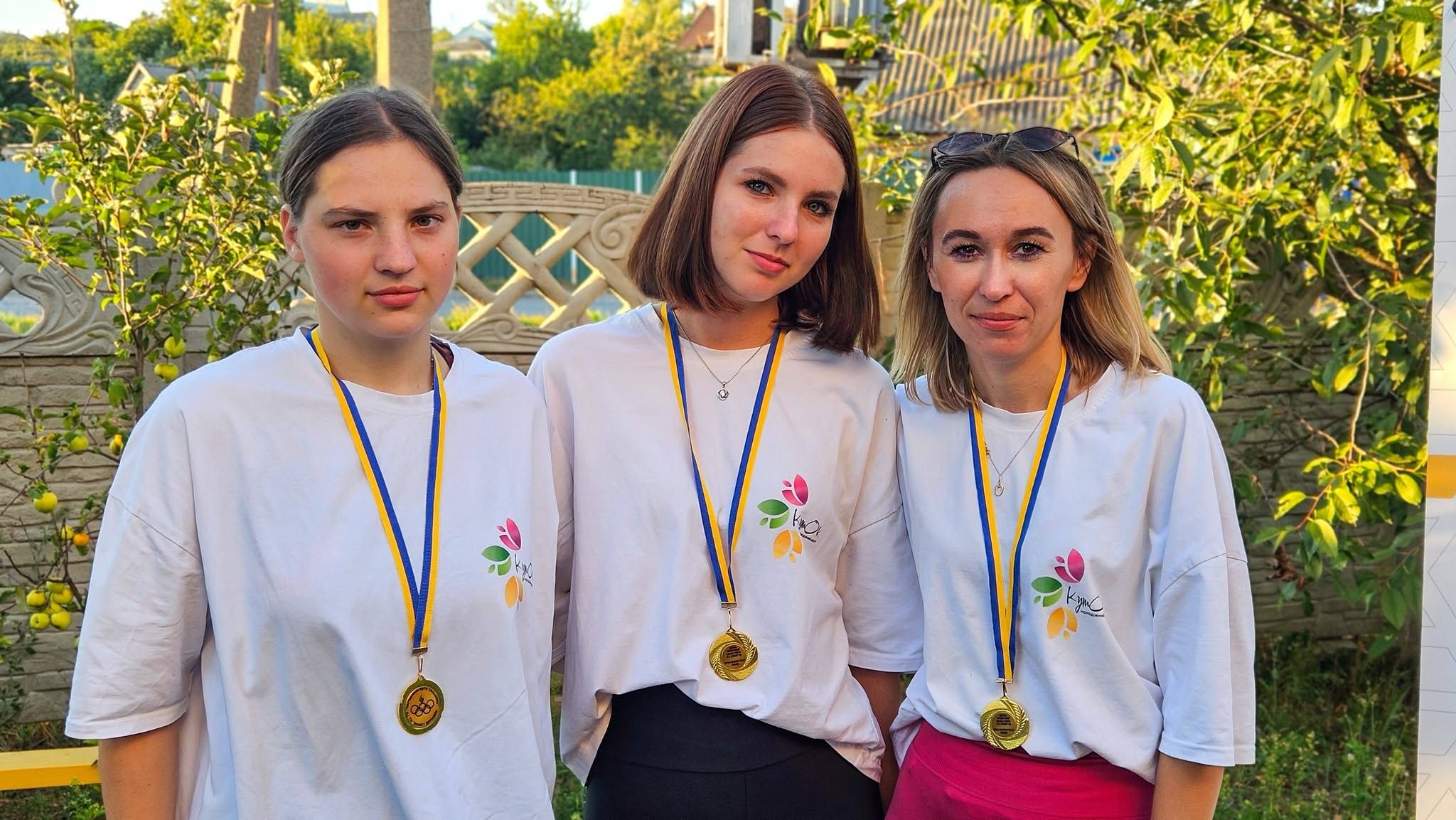 День фізичної культури та спорту у Краснокутській громаді об'єднав молодь, вчителів та ветеранів війни - фото 1