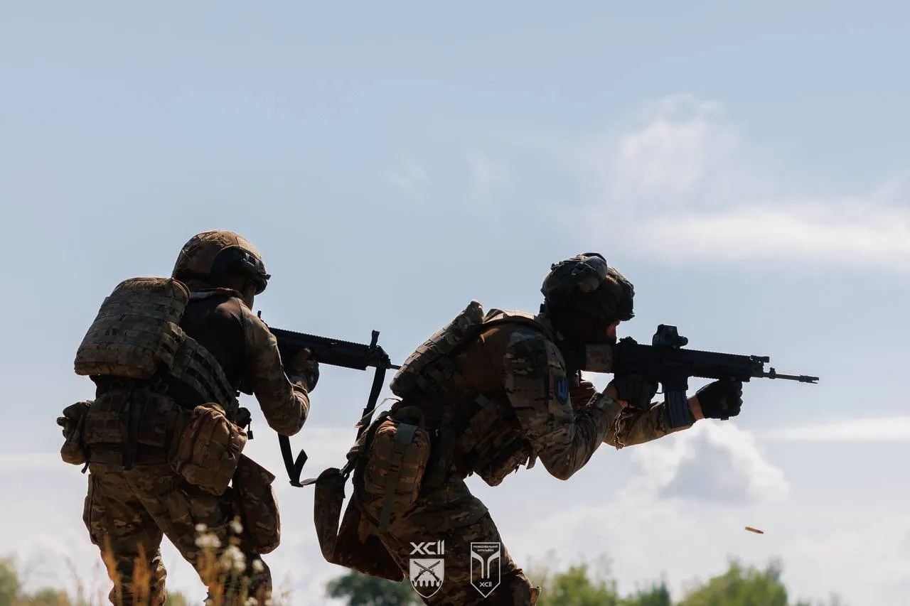 Ілюстративне фото / джерело: 92 ОШБр імені Івана Сірка Фронт поруч Липецької громади: загарбники намагалися просунутися в районах Ізбицького, Стариці та Лимана на порталі Gromada Group