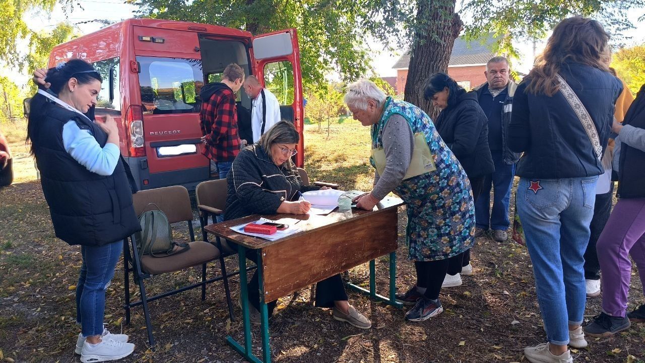 У Таранівці видали 100 продуктових наборів для захисників та їхніх родин - фото 1