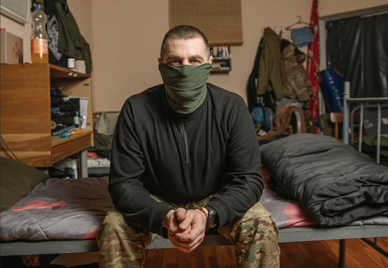 Фото: Роман Пашковський «Під Липцями як піхотинець понад рік проходив»: боєць «Хартії» на позивний «Аспірант» розповів про свій бойовий досвід на порталі Gromada Group