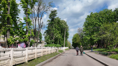 «Нам треба все заново»: як у прифронтовій громаді хочуть відродити бібліотеку (ВІДЕО) на порталі Gromada Group