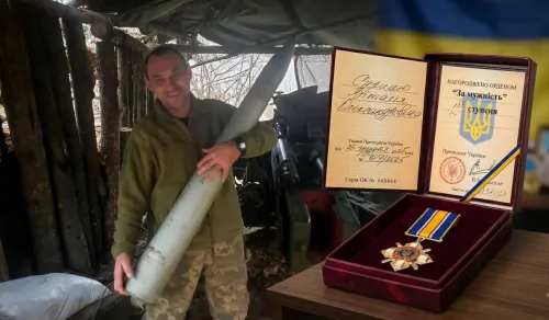 Родина загиблого захисника з Липців Віталія Сириці отримала його орден «За мужність» на порталі Gromada Group