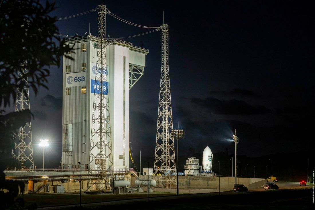 Війна на орбіті та аналог Starlink: як Україна опинилася в центрі Космічного саміту в Парижі - фото 3