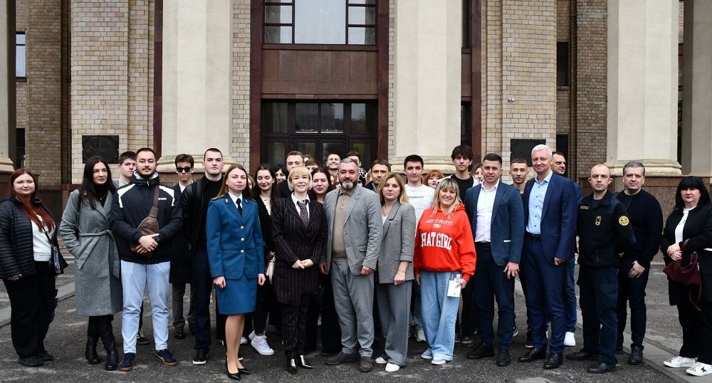 Державна митна служба розробила оновлену HR-стратегію на порталі Gromada Group