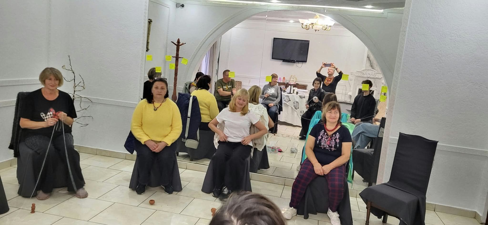Турбота про тих, хто пише: психологічний ретрит Харківського прес-клубу - фото 1