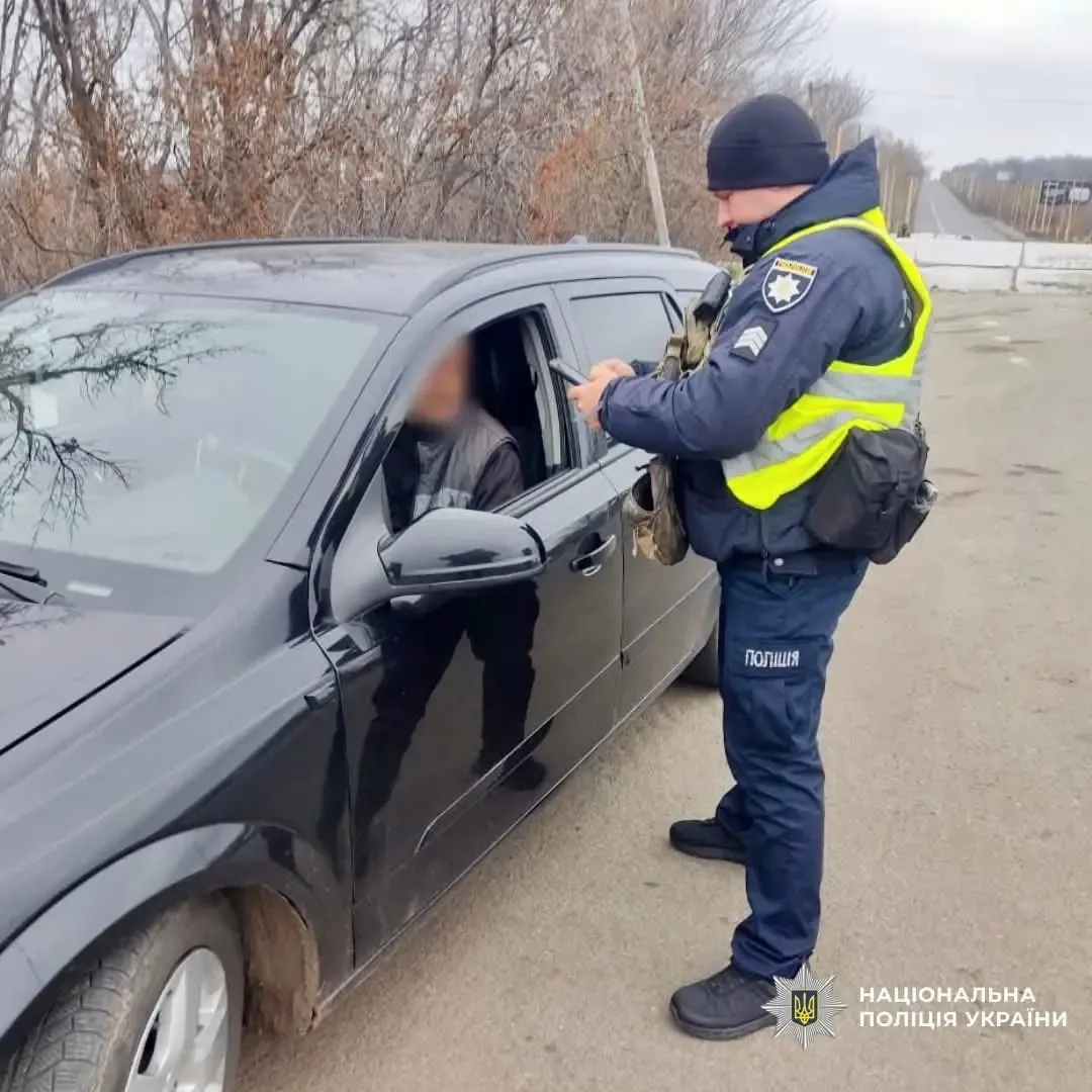 Фото: Поліція Ізюмщини долучилася до участі у Всеукраїнському конкурсі у тижні безпеки дорожнього руху Поліція Ізюмщини долучилася до участі у Всеукраїнському тижні дорожнього руху