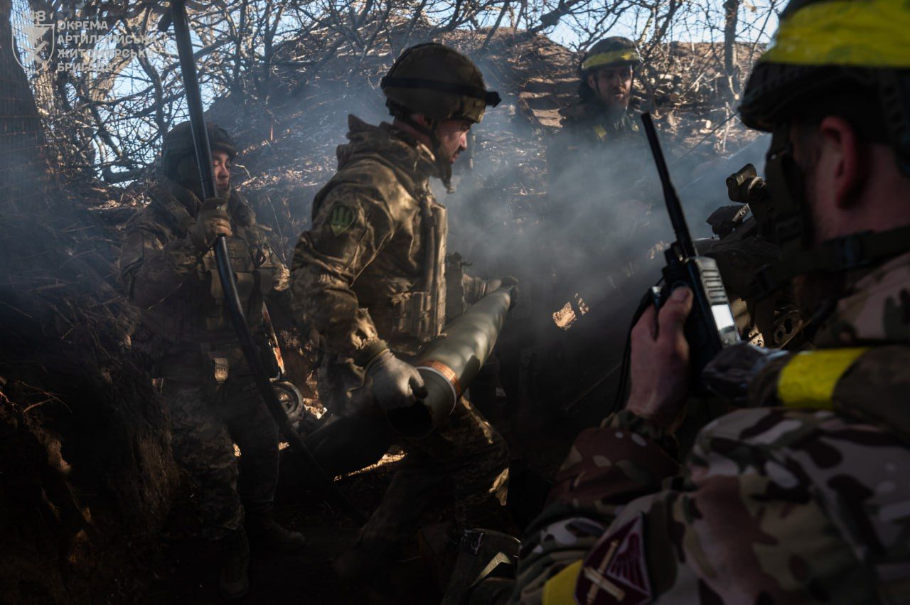 Фото: бригада "Хартія" Поблизу Липців «Хартія» знищила полк окупантів: ліквідовано щонайменше 350 ворожих піхотинців на порталі Gromada Group