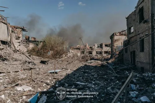 Життя під вогнем та складна евакуація: начальник Вільхуватської СВА розповів про ситуацію в громаді на порталі Gromada Group