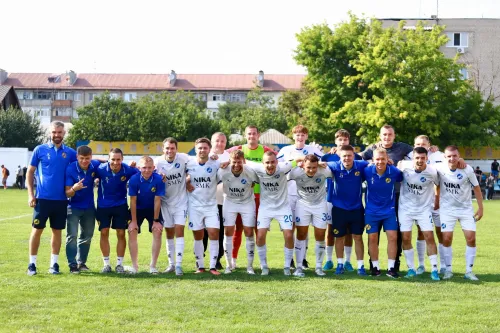 У черговому турі чемпіонату Харківської області з футболу богодухівська команда "NIKA SMK" грала з ФК «Балаклія»: подробиці ФОТО на порталі Gromada Group