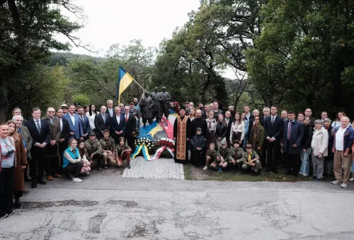 343 роки тому козаки захистили Європу від ординців, тепер козацькому краєві  Європа допомагає  захищатися на порталі Gromada Group