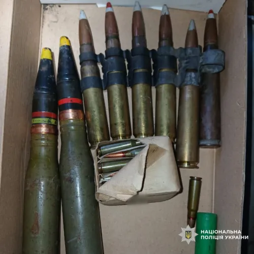 Сховав автоматні набої в сараї: мешканцю Берестинщини загрожує 7 років в'язниці на порталі Gromada Group