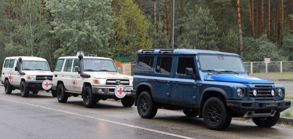 В Україну повернули тіла 528 загиблих воїнів: попереду процес ідентифікації Україна повернула тіла 528 полеглих захисників у межах чергового репатріаційного заходу. Наразі правоохоронці та експерти розпочинають роботу з ідентифікації осіб загиблих. Процес повернення відбувся завдяки спільним зусиллям Координаційного штабу, силовиків, військових та за підтримки Міжнародного Комітету Червоного Хреста.
