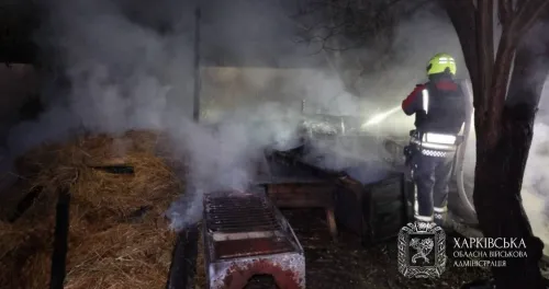 Протягом минулої доби ворожих ударів зазнали м. Харків і 23 населені пункти Харківської області. Внаслідок обстрілів постраждали 18 людей, серед них – дитина.