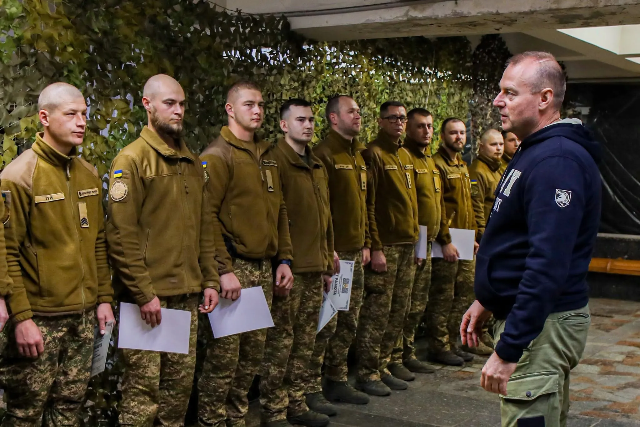 фото: 5 Слобожанська бригада "Скіф" НГУ (тут і далі) Затримали військового рф і виявили документи противника: 15 гвардійців 5-ї Слобожанської бригади «Скіф» отримали грамоти за операцію на Харківщині на порталі Gromada Group