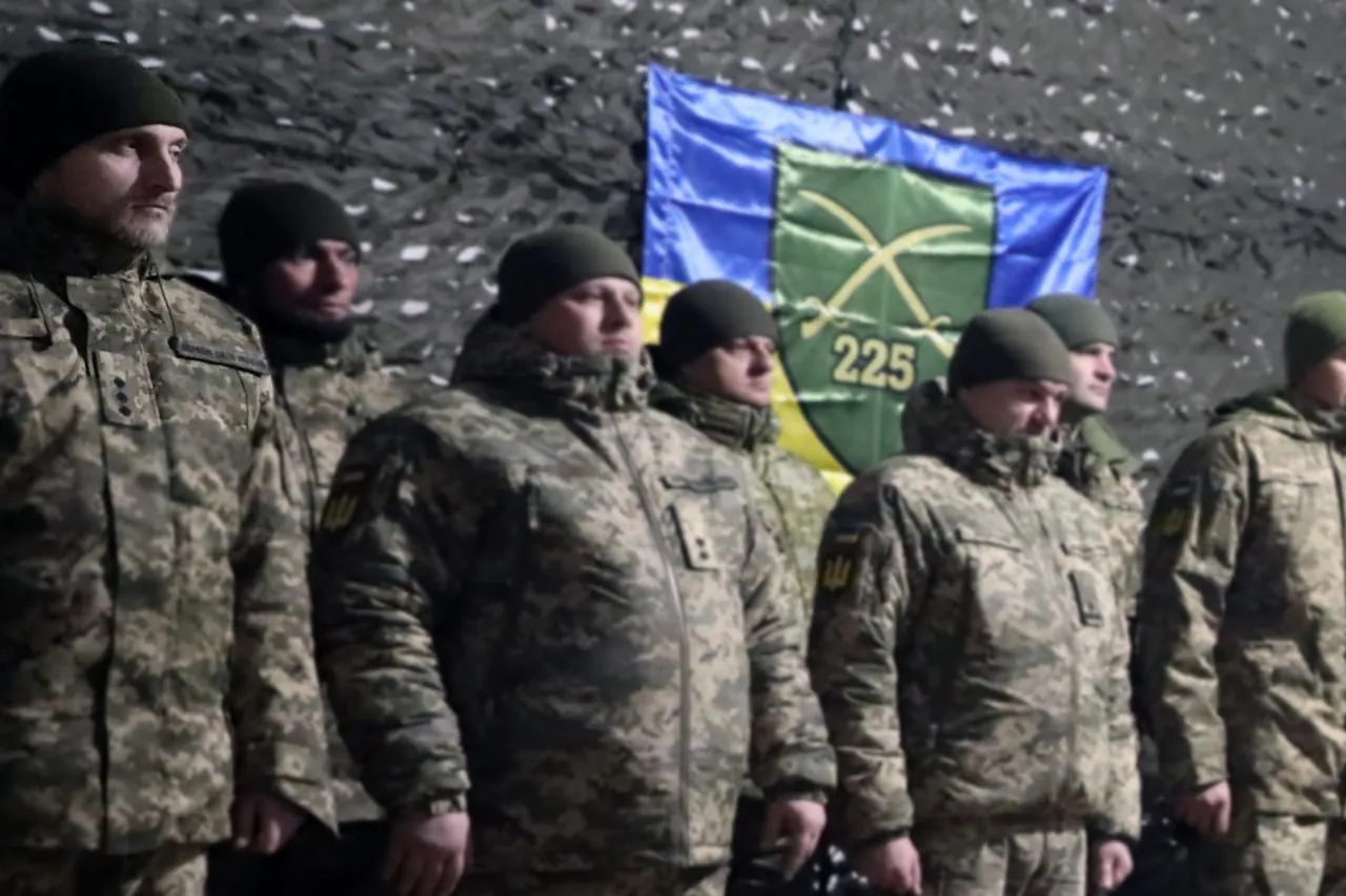 Фото Харківського ОТЦК та СП Харків`янин старший лейтенант Мамедов Денис був нагороджений орденом «Данила Галицького» за блискуче виконання складних інженерних завдань на передовій на порталі Gromada Group