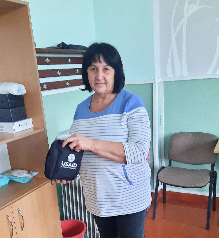 Фото: ОСВІТА, МОЛОДЬ ТА СПОРТ КРАСНОКУТЩИНИ Заклади освіти Краснокутськоі громади, в яких діють пункти незламності, отримали аптечки від благодійників на порталі Gromada Group