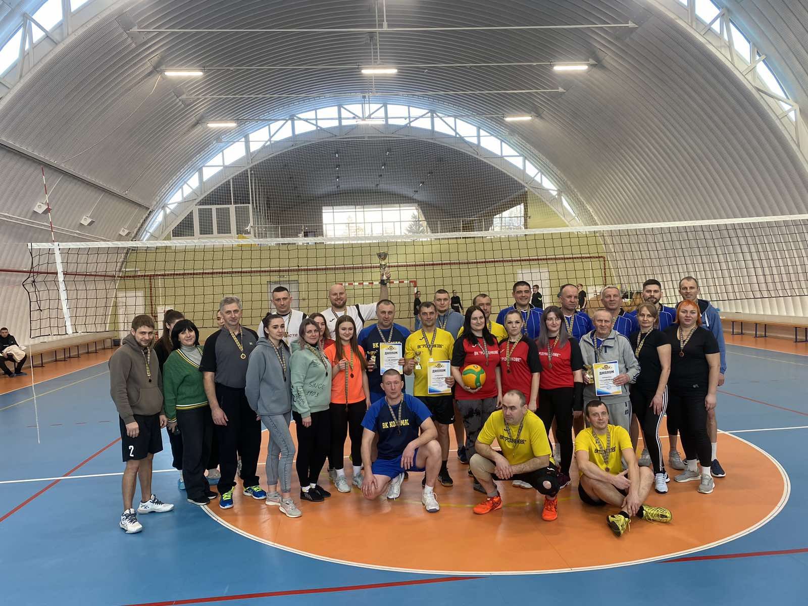 Фото: Краснокутська селищна рада У Краснокутську пройшов турнір з волейболу (ФОТО) на порталі Gromada Group