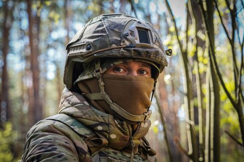 «Це, мабуть, мій приліт»: історія бойового медика з Харкова, який керував власним порятунком на порталі Gromada Group
