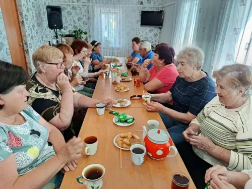 Душевне чаювання в Кегичівці на порталі Gromada Group