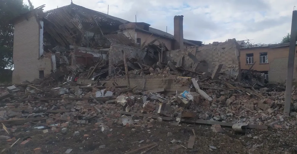 Світлини з місць ворожих обстрілів минулих діб — Борівська селищна рада Борівська громада під ворожим вогнем на порталі Gromada Group