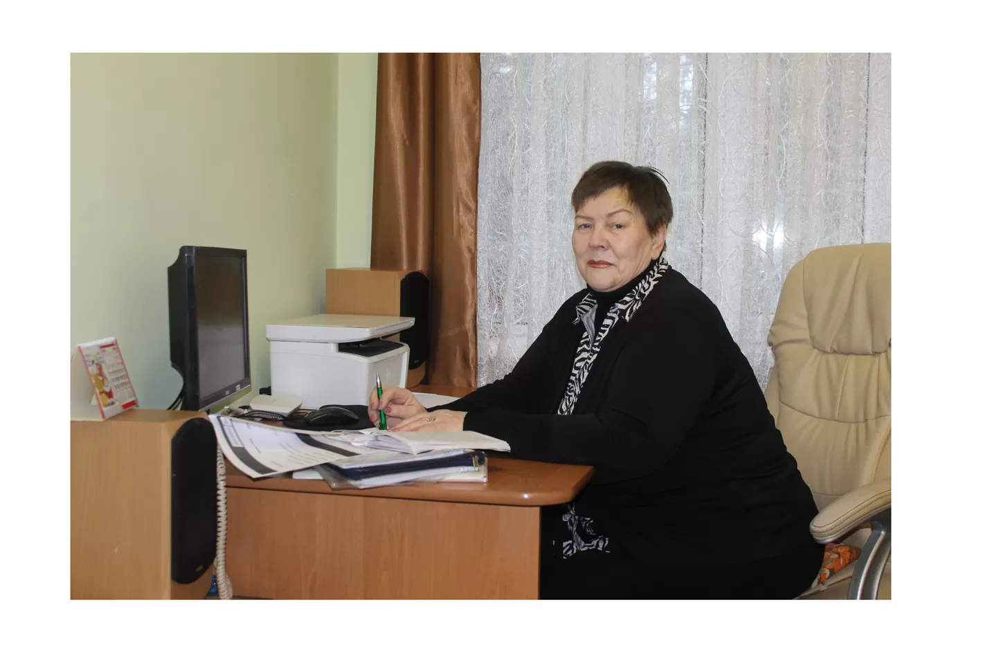 Валентина Пацюк Грудень щедрий на професійні свята. 19 грудня в Україні відзначатимуть День адвокатури. Це свято встановив Президент України Леонід Кучма у 2002 році, враховуючи важливу роль адвокатури в розбудові правової держави, захисті конституційних прав і свобод громадян, велике громадське значення цієї правозахисної інституції в Україні.