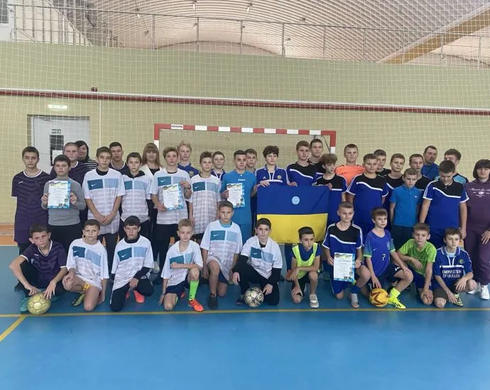 Фото: Краснокутська селищна рада Пліч-о-пліч всеукраїнські шкільні ліги»: у Краснокутську відбувся другий етап змагань з футзалу серед учнів 5-9 класів на порталі Gromada Group