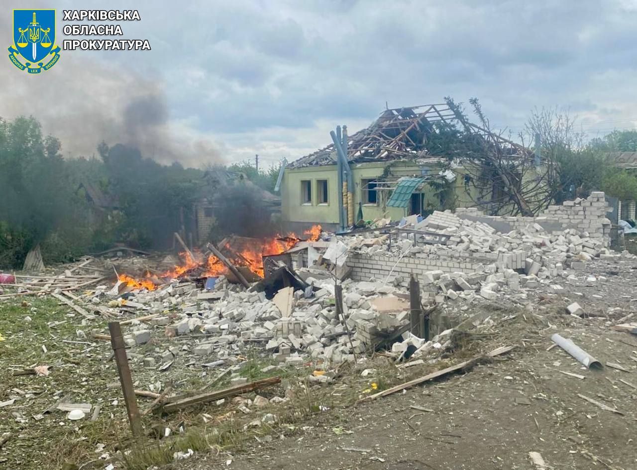 Окупанти знову вдарили КАБом по житловій забудові Куп'янська на порталі Gromada Group