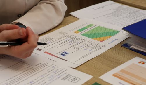 У Дергачівській громаді пройти обстеження можна в амбулаторіях ЦПМСД. Програма «Скринінг здоров'я 40+» дозволяє людям безкоштовно отримати комплекс базових обстежень та консультації лікарів.