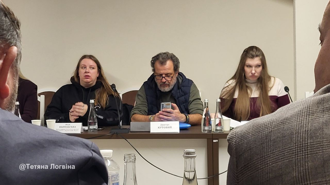 У Харкові обговорили підтримку медіа, які працюють під обстрілами, та збереження газетних архівів - фото 4