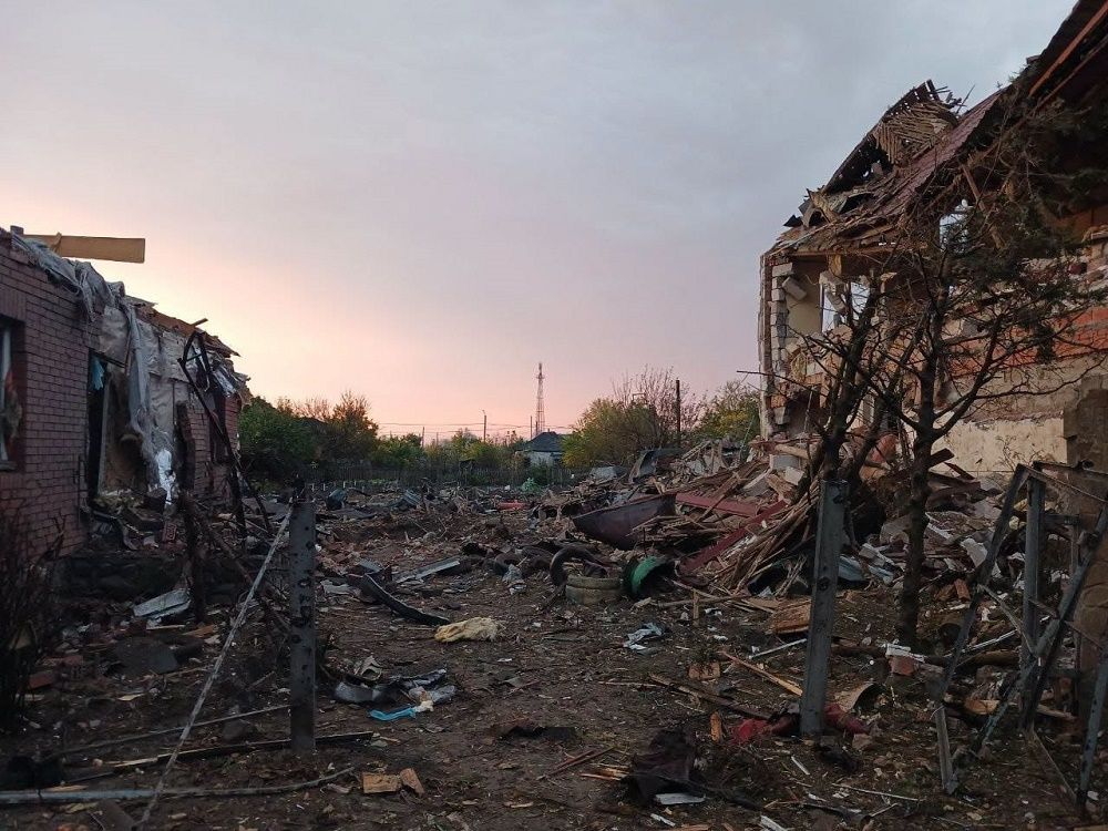 10 населених пунктів Харківщини обстріляв ворог за добу, постраждало 12 цивільних осіб - фото 1