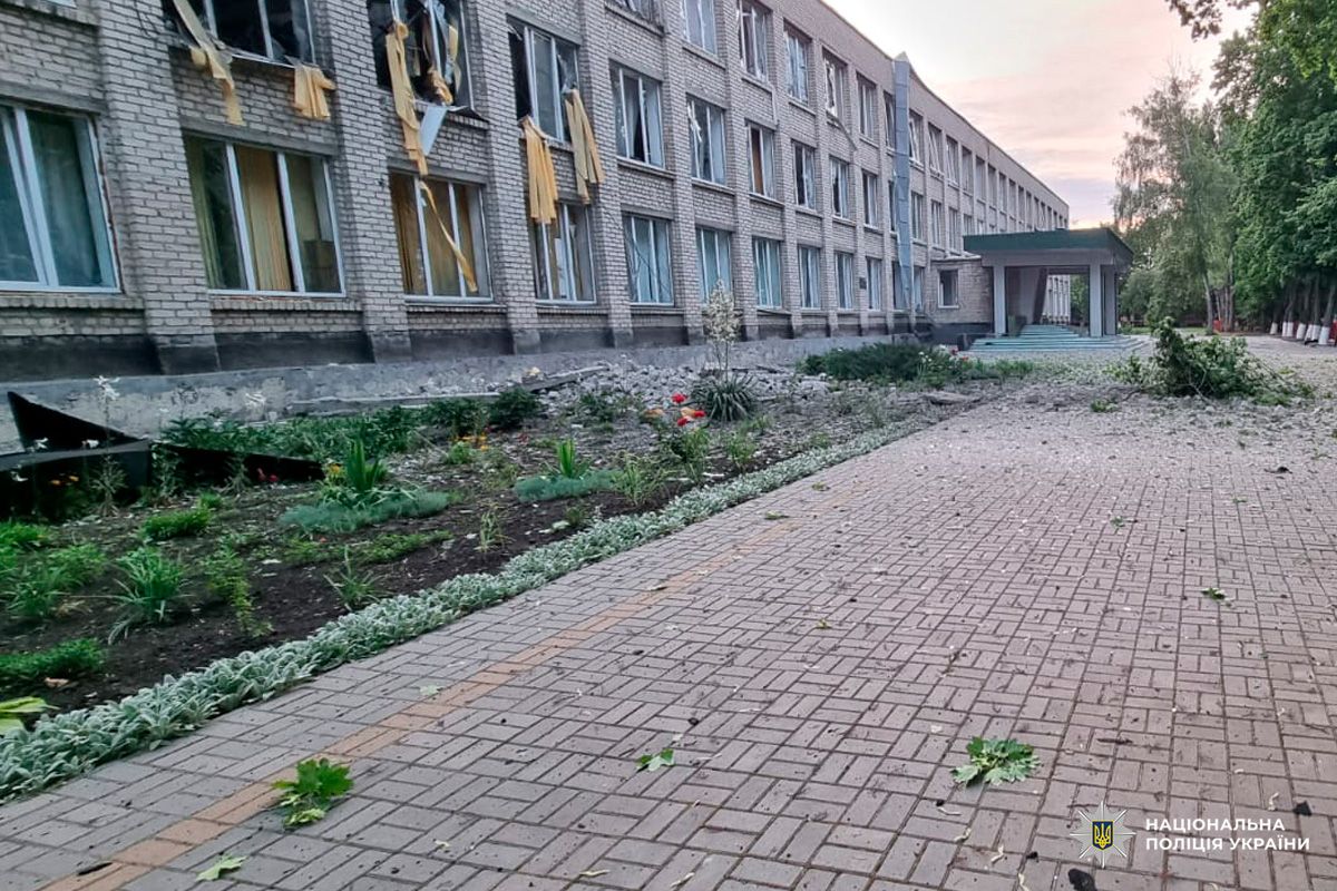 Світлина: Поліція Харківскої області, фейсбук На Харківщині поліція продовжує документувати наслідки воєнних злочинів на порталі Gromada Group