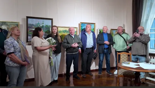 100 картин для першої в Україні сільської картинної галереї: у Харкові презентували роботи з колекції Гриньових, які поїдуть в Бердянку (ВІДЕО) на порталі Gromada Group